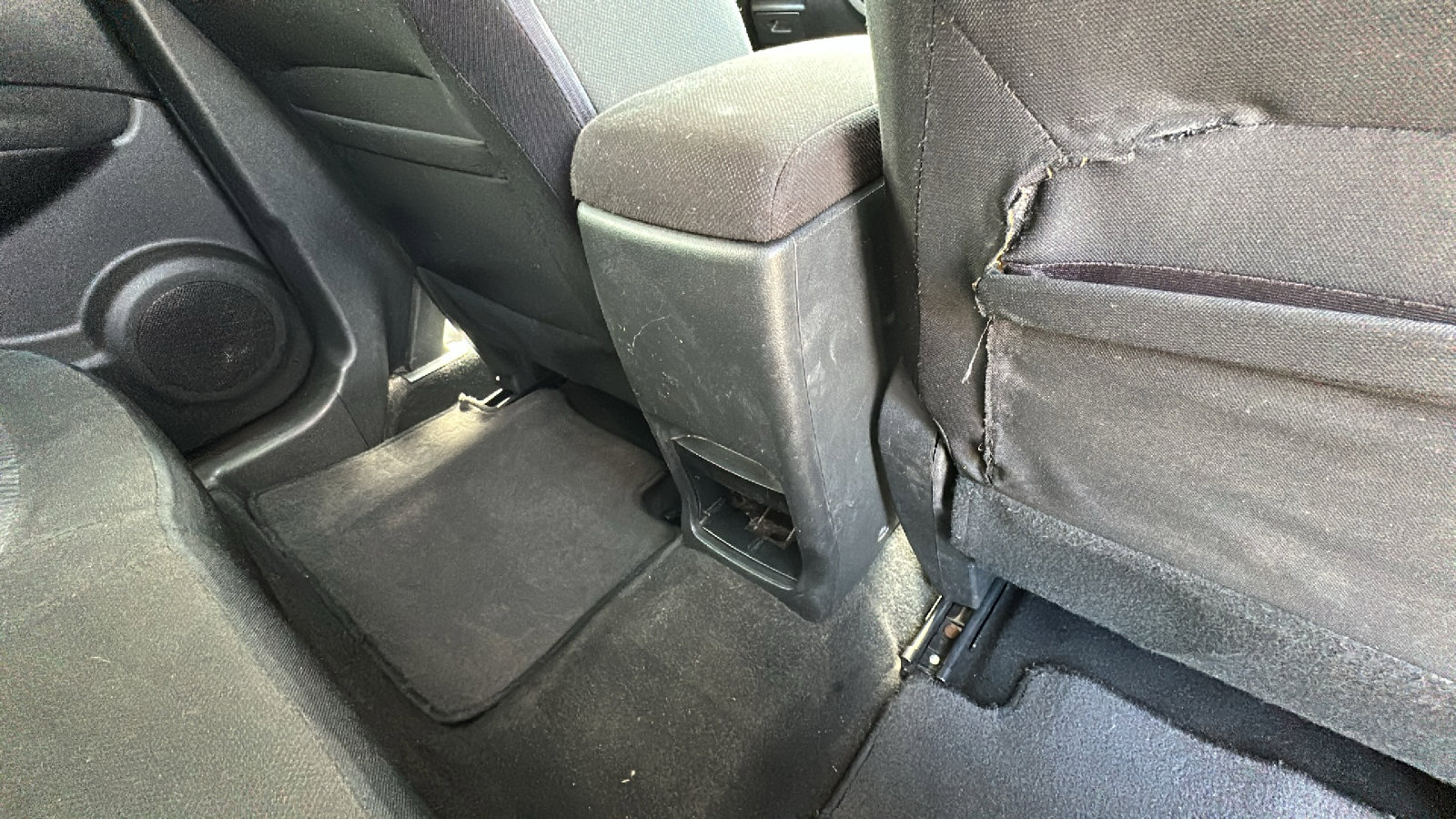 Used 2015 Nissan Rogue S w/ Convenience Package image 26