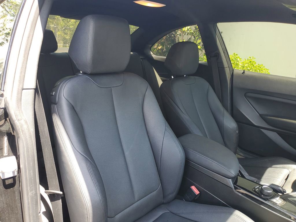 Used 2018 BMW 230i Coupe image 12