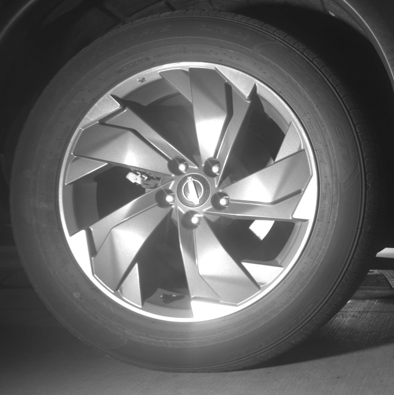 Used 2025 Nissan Rogue SV FWD image 18