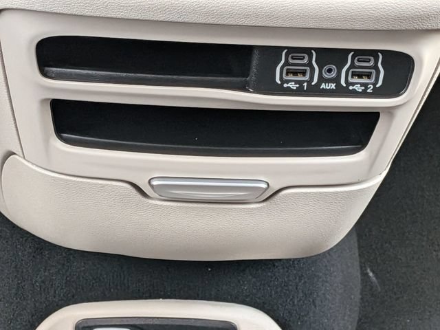 Certified 2024 Chrysler Voyager LX FWD image 18