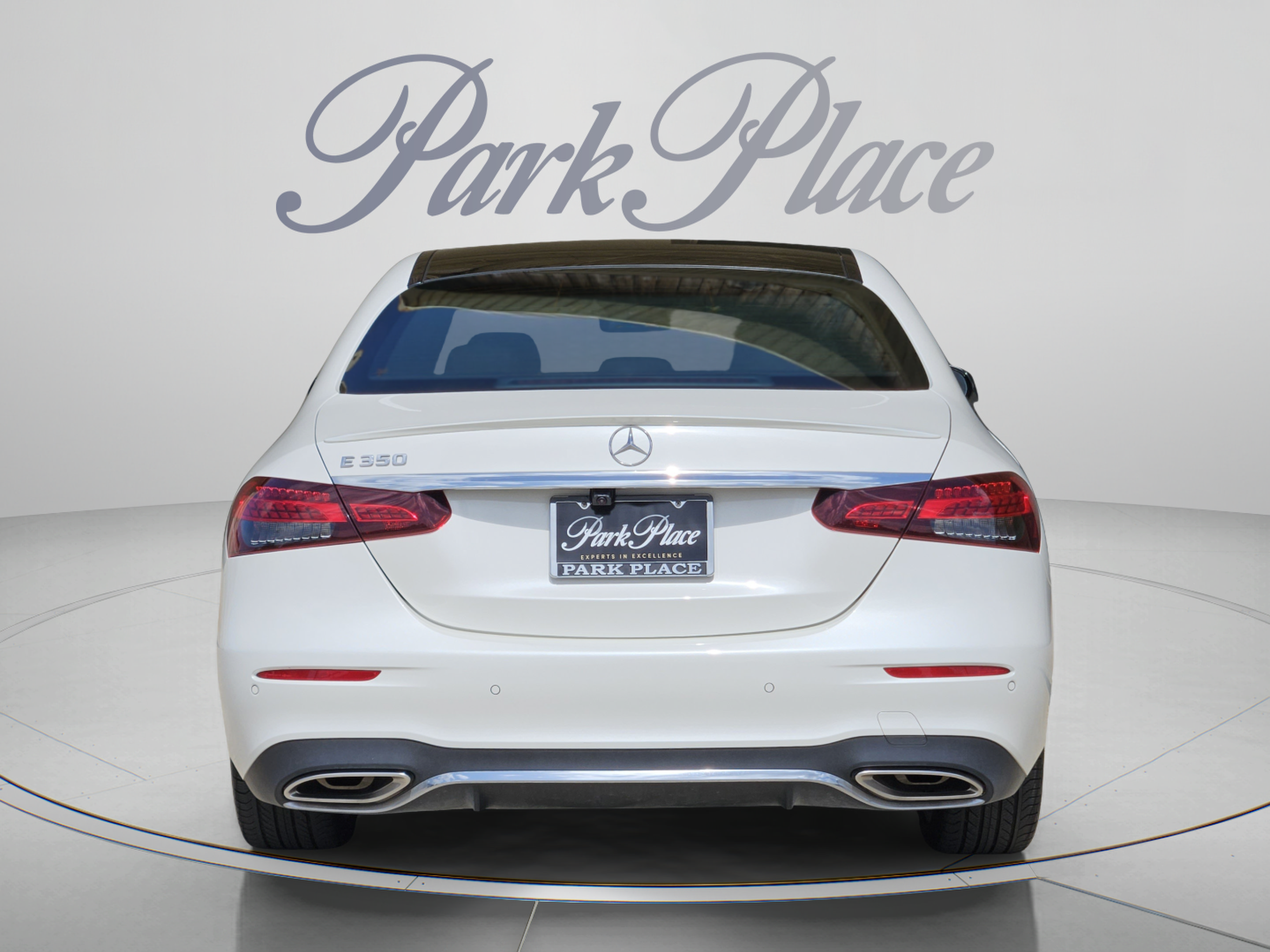 Used 2021 Mercedes-Benz E 350 Sedan image 4