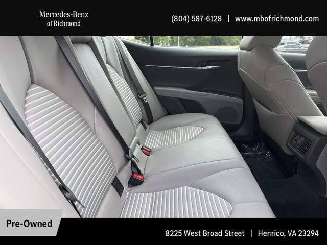 Used 2023 Toyota Camry SE w/ Cold Weather Package FWD image 16