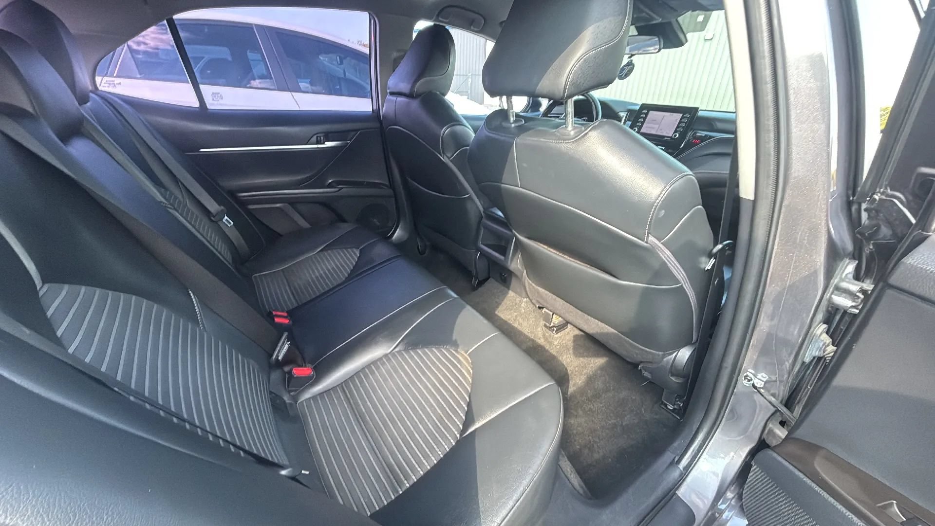 Used 2023 Toyota Camry SE FWD image 23