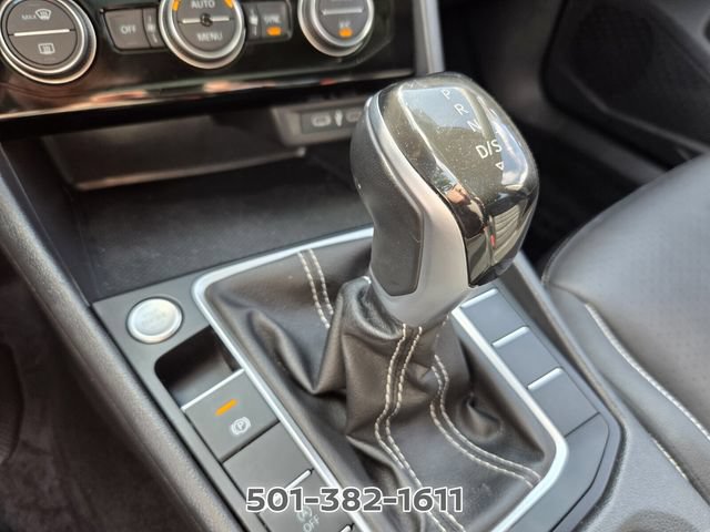 Used 2024 Volkswagen Jetta SE w/ Panoramic Sunroof Package FWD image 24