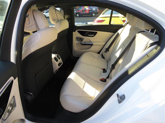 Used 2025 Mercedes-Benz C 300 4MATIC Sedan image 20