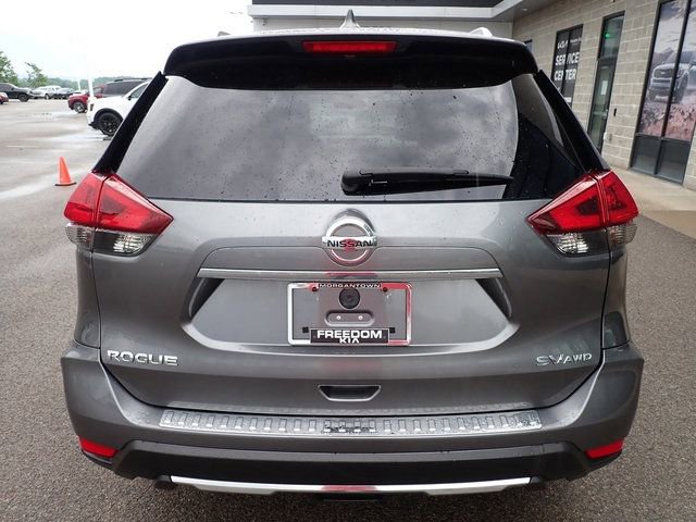 Used 2018 Nissan Rogue SV AWD/4WD image 5