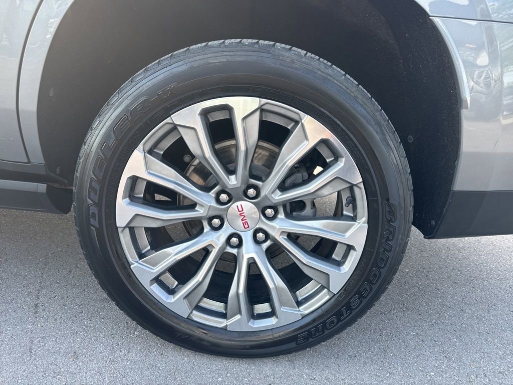 Used 2021 GMC Yukon Denali w/ Denali Premium Package AWD/4WD image 29