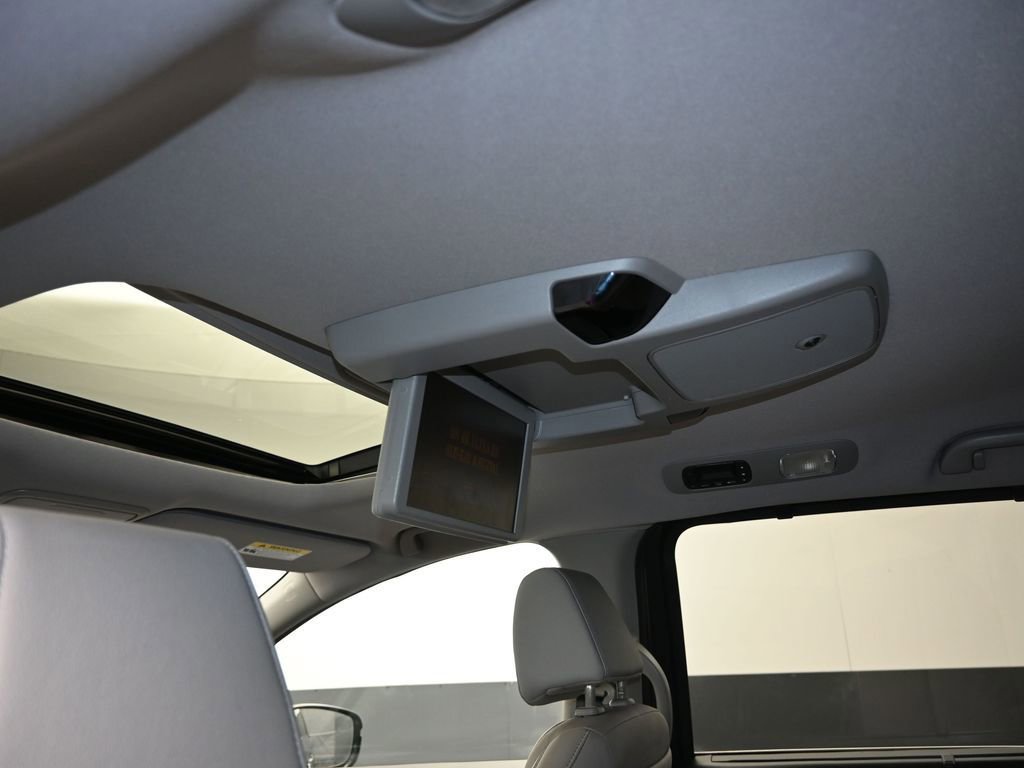 Used 2019 Honda Odyssey Elite image 24