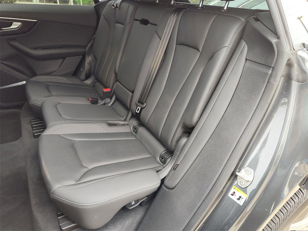 Used 2023 Audi Q8 Premium Plus w/ Premium Plus Package image 38