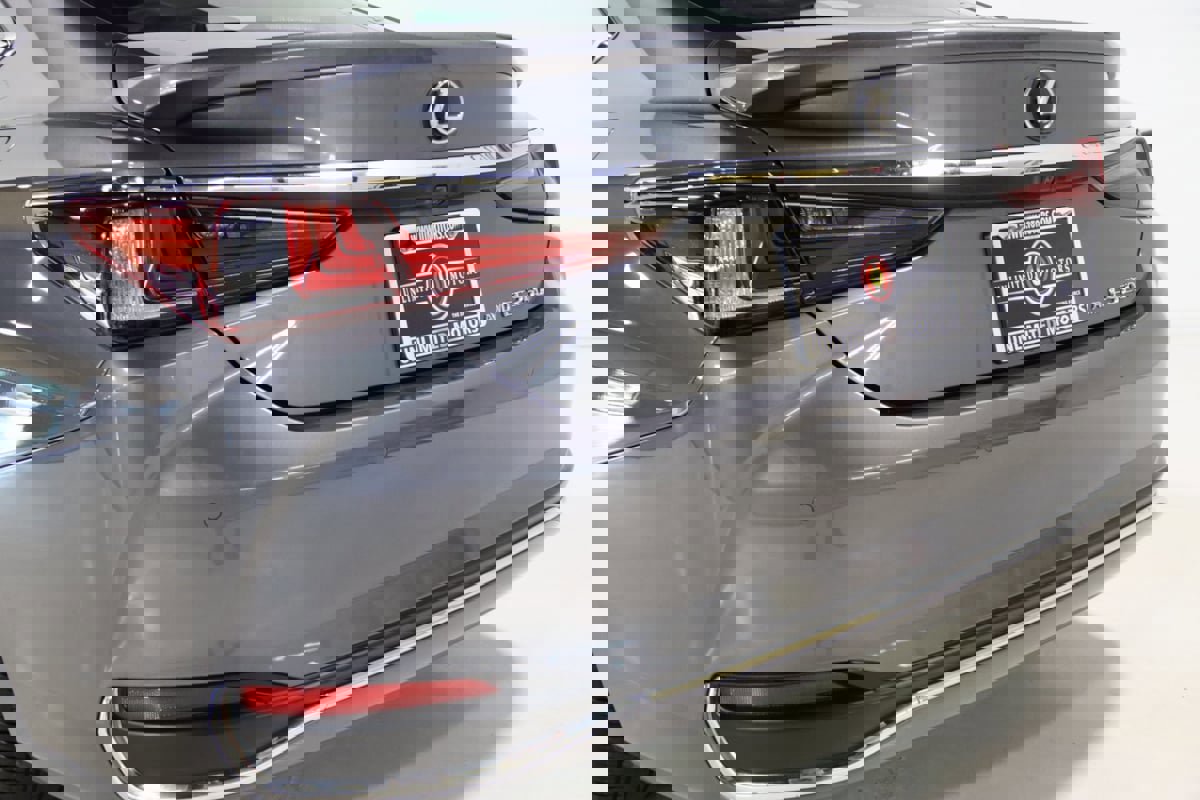 Used 2021 Lexus ES 250 w/ Premium Package image 65