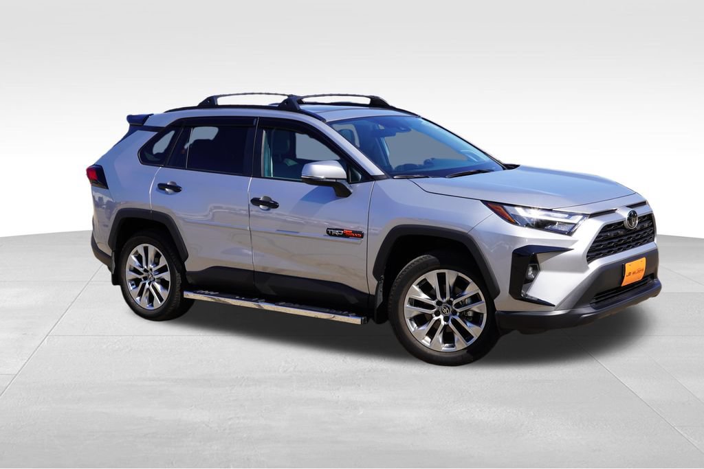 Used 2025 Toyota RAV4 XLE Premium w/ Weather Package AWD/4WD image 2