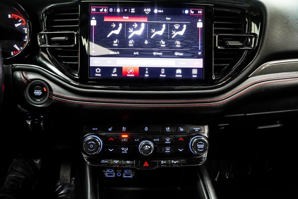 Used 2024 Dodge Durango GT image 21