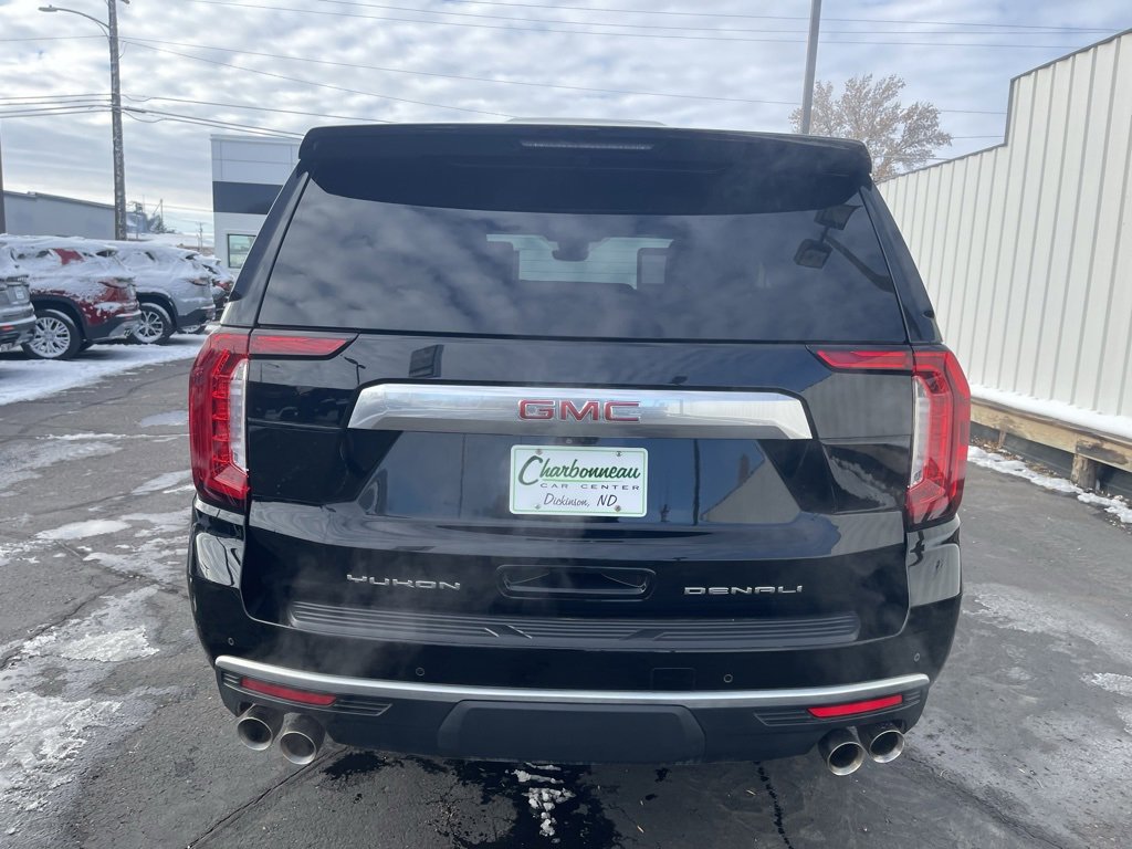 Used 2023 GMC Yukon Denali w/ Denali Reserve Package image 4