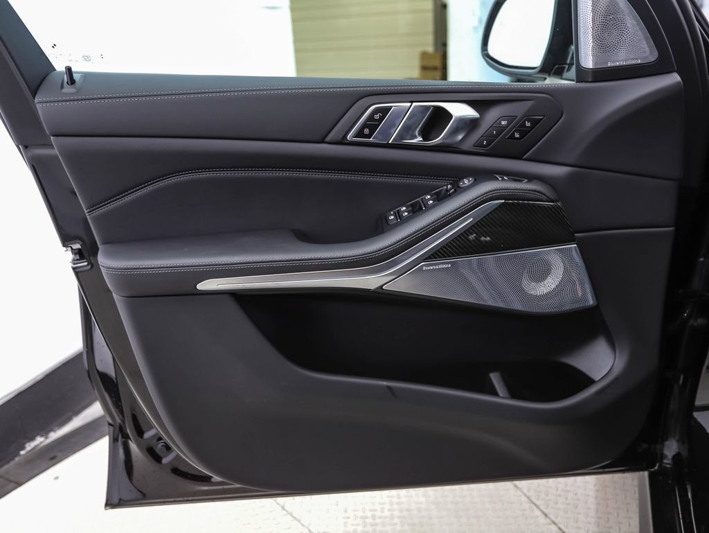 New 2026 BMW X5 M Competition w/ Executive Package AWD/4WD image 10