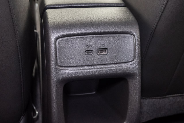 Used 2025 Chevrolet Trax LT w/ Driver Confidence Package FWD image 25