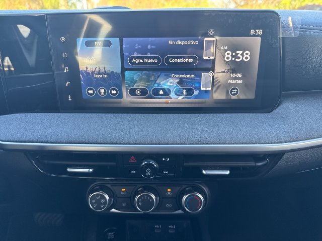 Certified 2025 Nissan Kicks SV FWD image 20