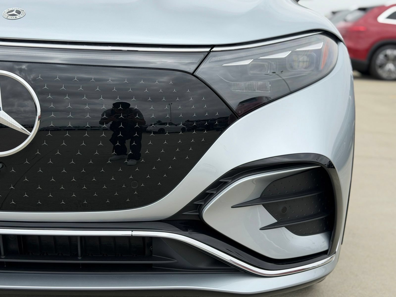 New 2026 Mercedes-Benz EQS 550 4MATIC SUV image 7
