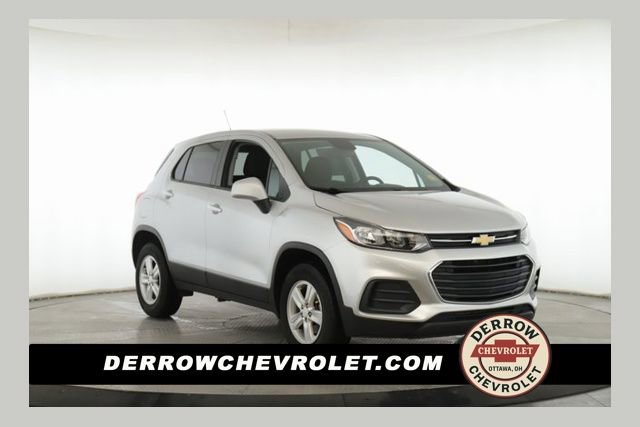 Used 2022 Chevrolet Trax LS w/ Tint and Cruise Package image 1