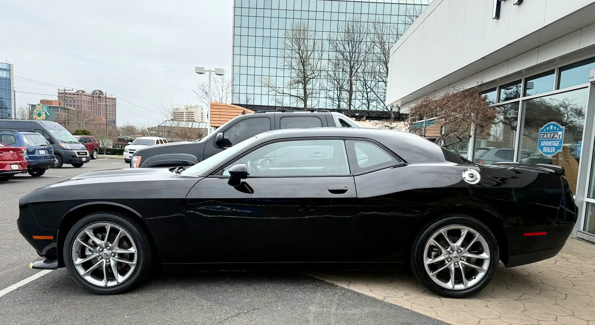 Used 2022 Dodge Challenger GT AWD/4WD image 4