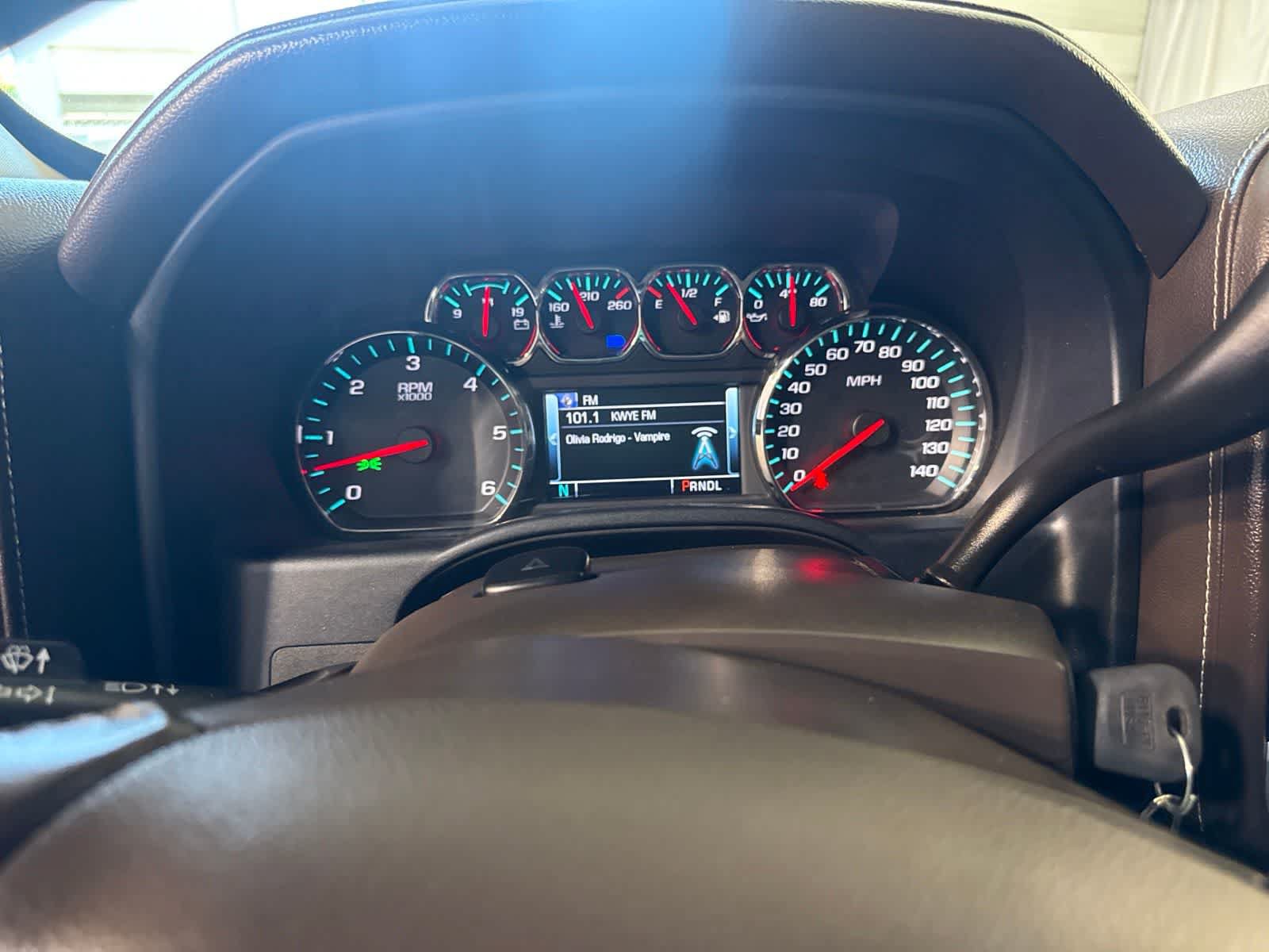 Used 2017 GMC Sierra 1500 SLT w/ SLT Premium Package AWD/4WD image 24