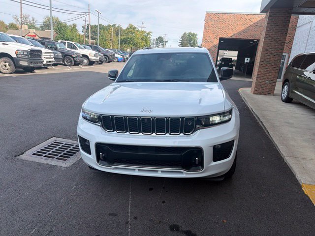 Used 2024 Jeep Grand Cherokee L Overland w/ Advanced Protech Group III AWD/4WD image 7