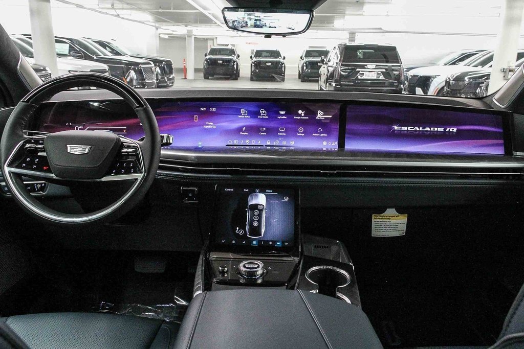 New 2026 Cadillac Escalade IQ Luxury 2 image 13