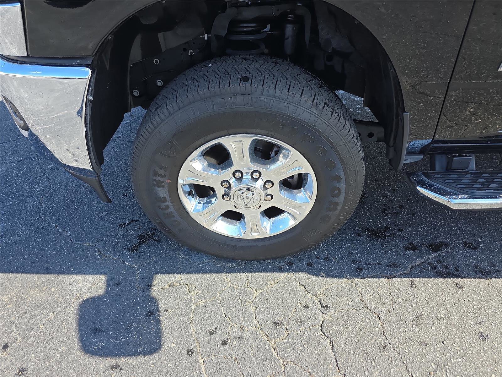 Used 2024 RAM 2500 Big Horn w/ Bed Utility Group image 11