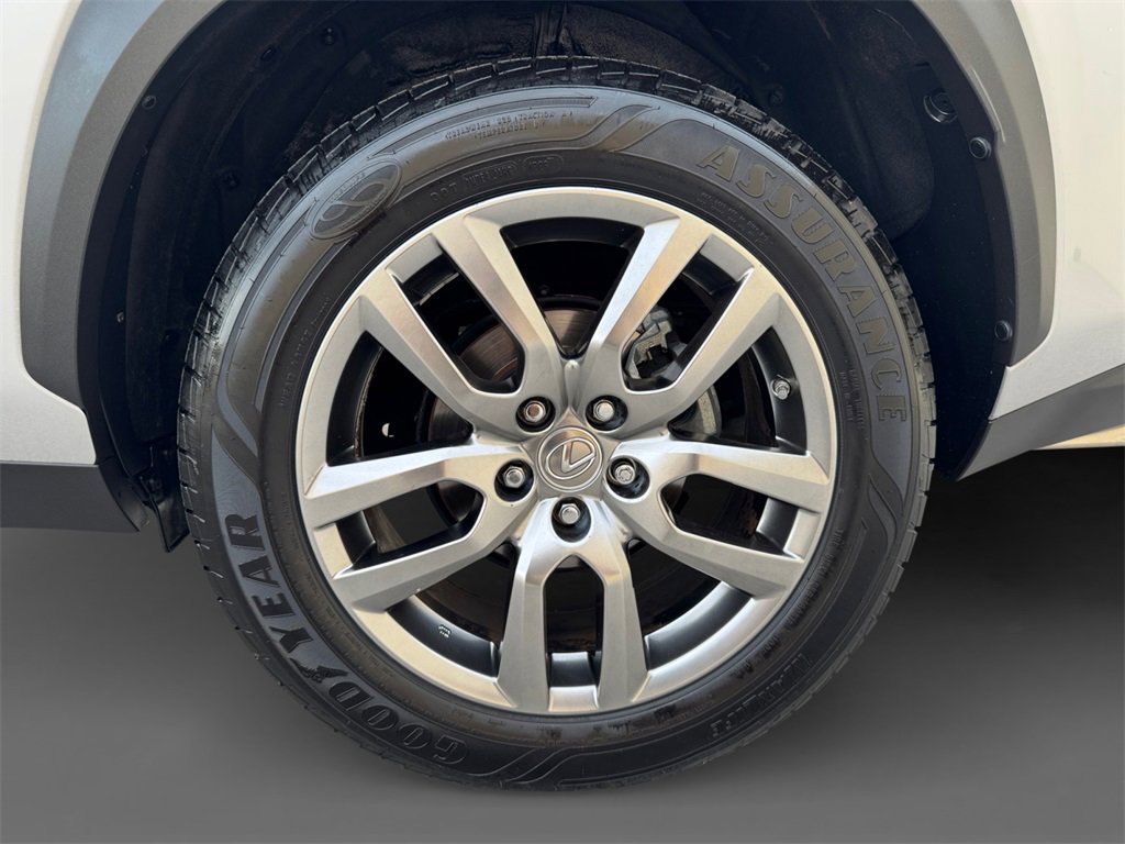 Used 2016 Lexus NX 200t FWD image 11