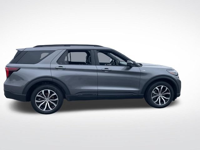 Used 2025 Ford Explorer ST-Line AWD/4WD image 9