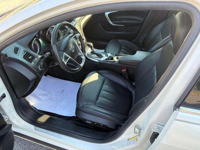 Used 2013 Buick Regal Premium FWD image 19