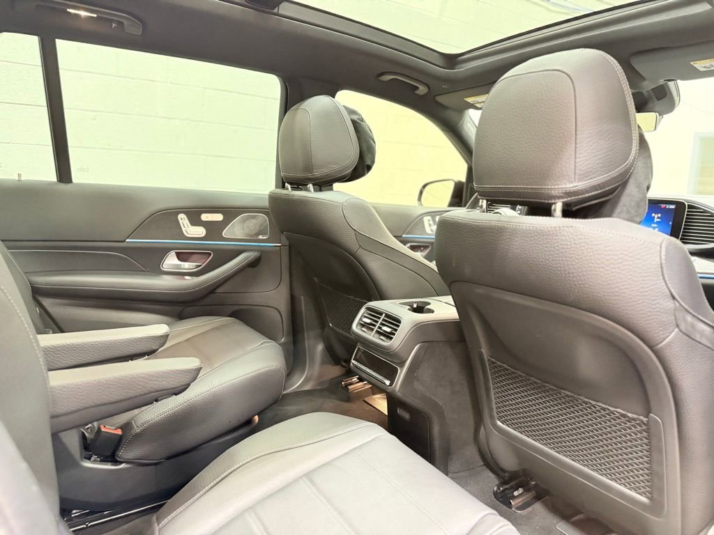 Used 2026 Mercedes-Benz GLS 450 4MATIC image 51