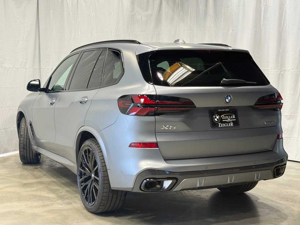 Used 2025 BMW X5 xDrive40i w/ Executive Package image 6