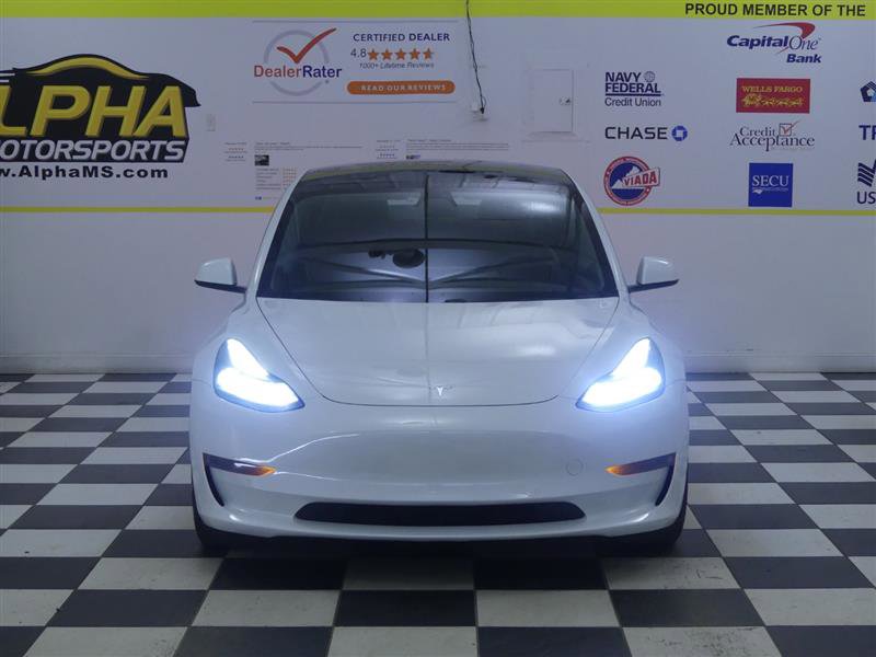 Used 2021 Tesla Model 3 Standard Range Plus image 2