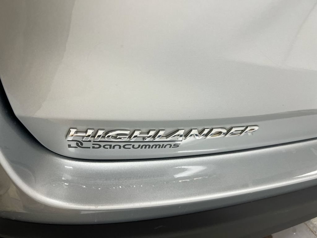 Used 2018 Toyota Highlander XLE AWD/4WD image 27
