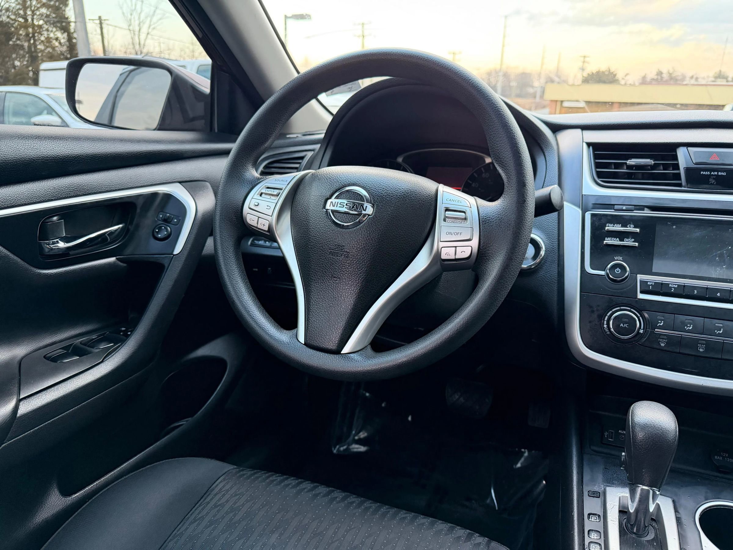 Used 2018 Nissan Altima 2.5 S w/ S Convenience Package image 17