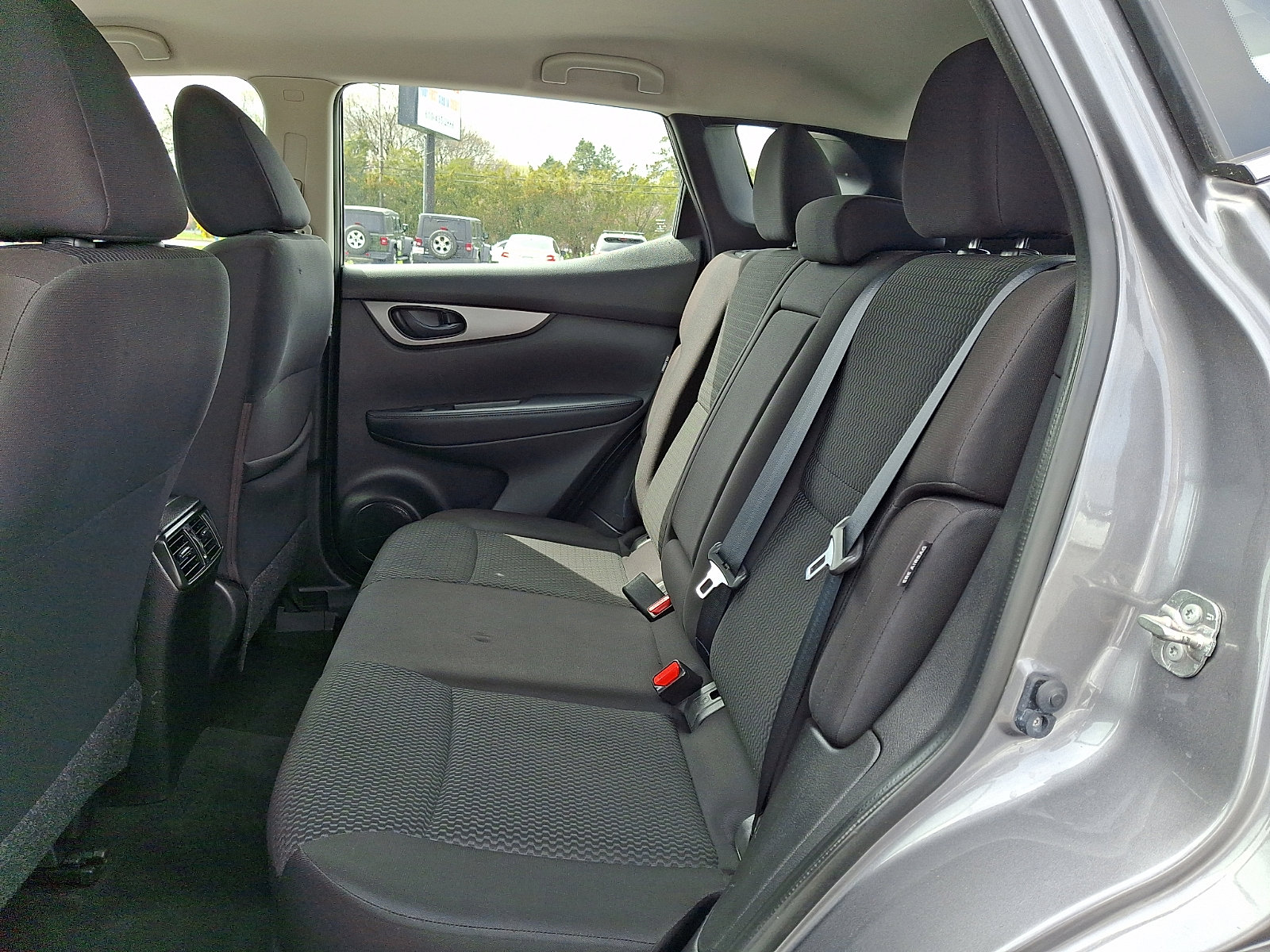 Used 2020 Nissan Rogue Sport S w/ Appearance Package image 10