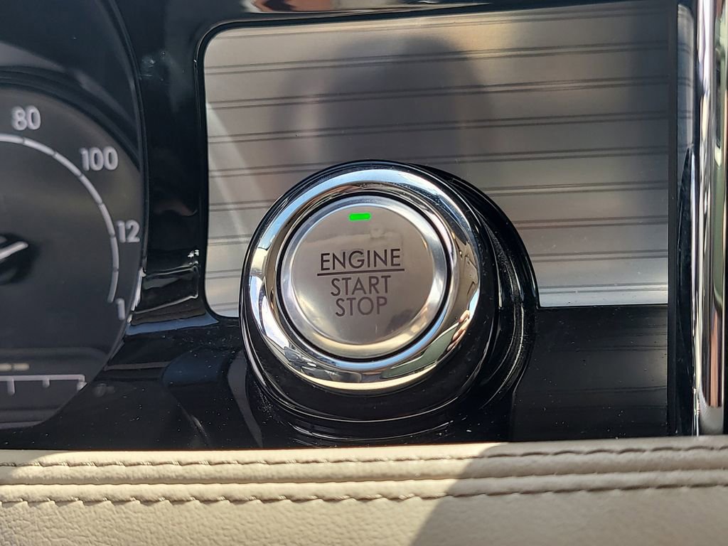 Used 2021 Lincoln Corsair FWD image 26