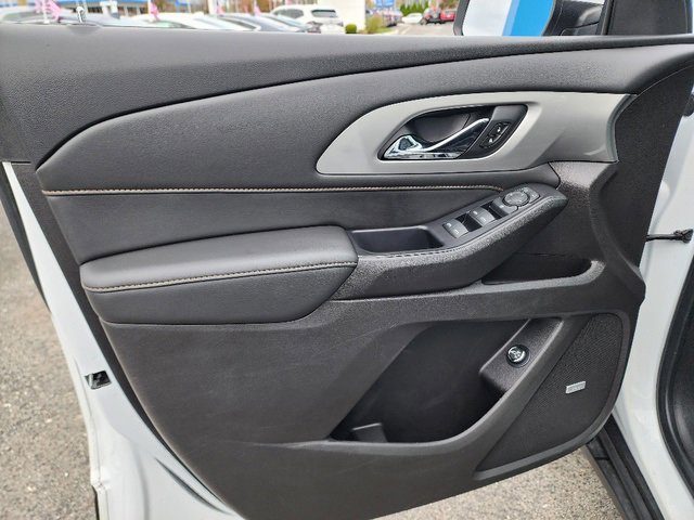 Used 2021 Chevrolet Traverse RS w/ LPO, Floor Liner Package image 19
