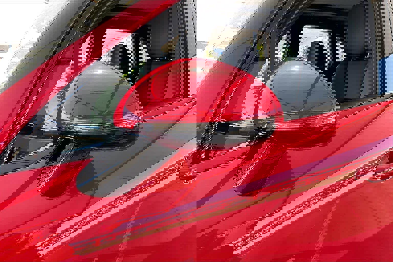 Used 2025 Porsche Macan S image 15