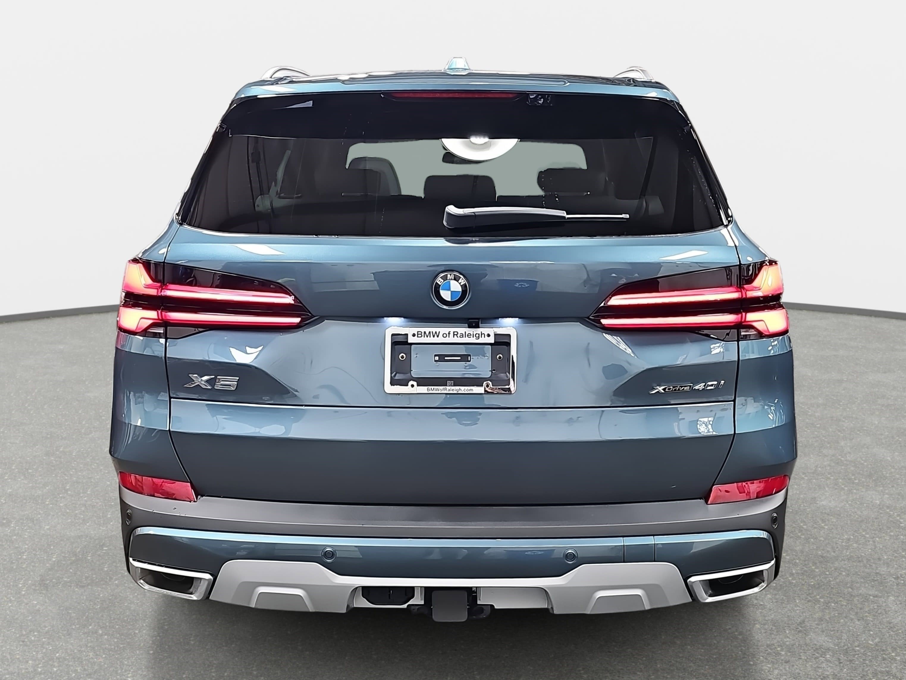 New 2026 BMW X5 xDrive40i w/ Climate Comfort Package image 5