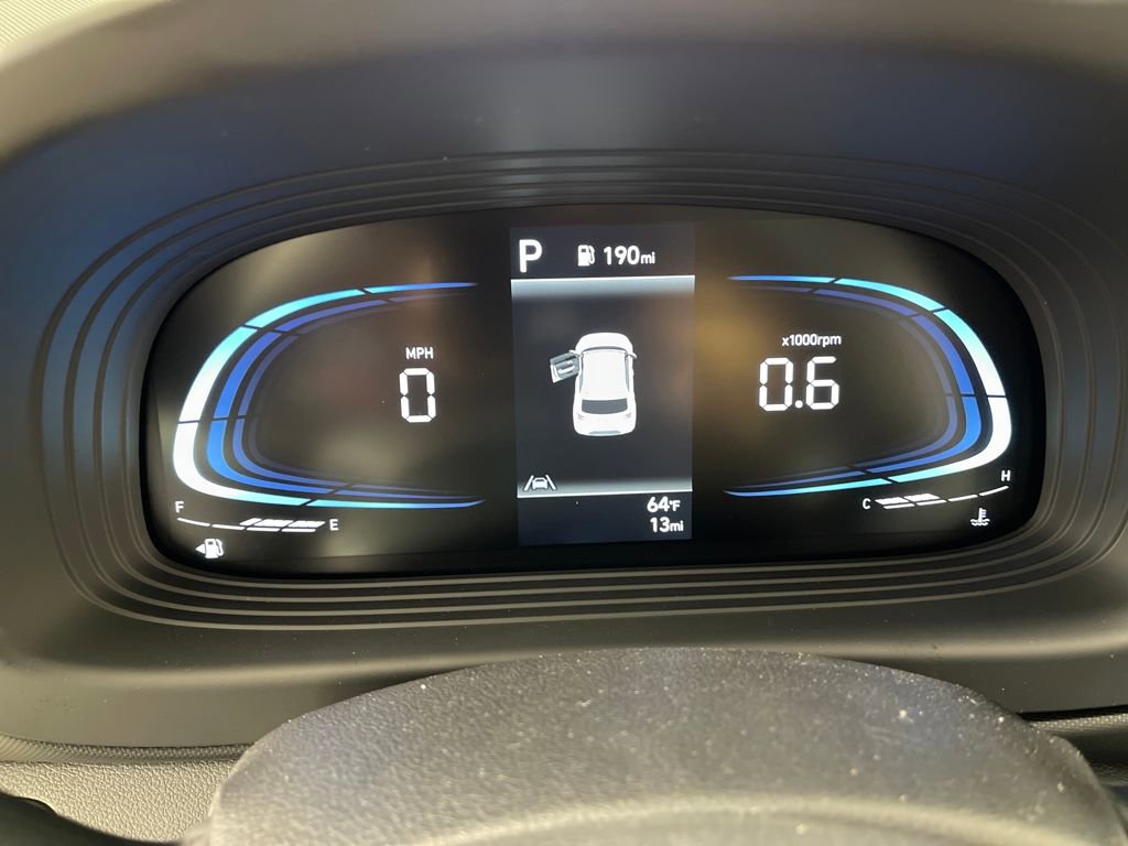 New 2026 Hyundai Venue SEL FWD image 30