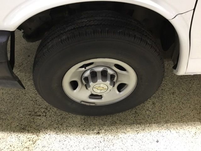 Used 2022 Chevrolet Express 2500 Extended w/ Driver Convenience Package image 8