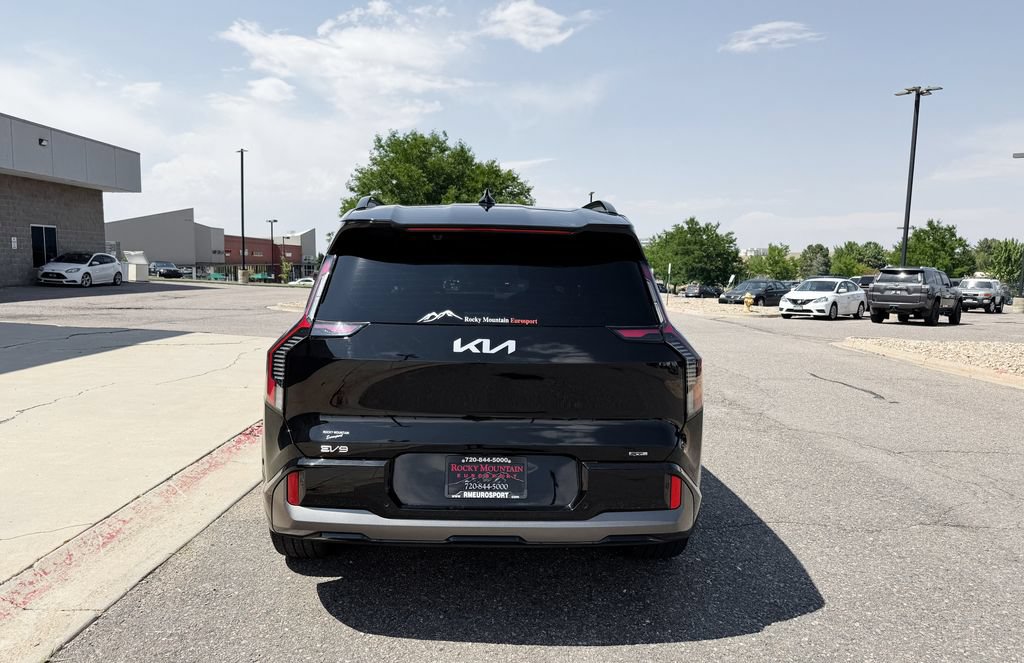 Used 2024 Kia EV9 GT-Line AWD/4WD image 8