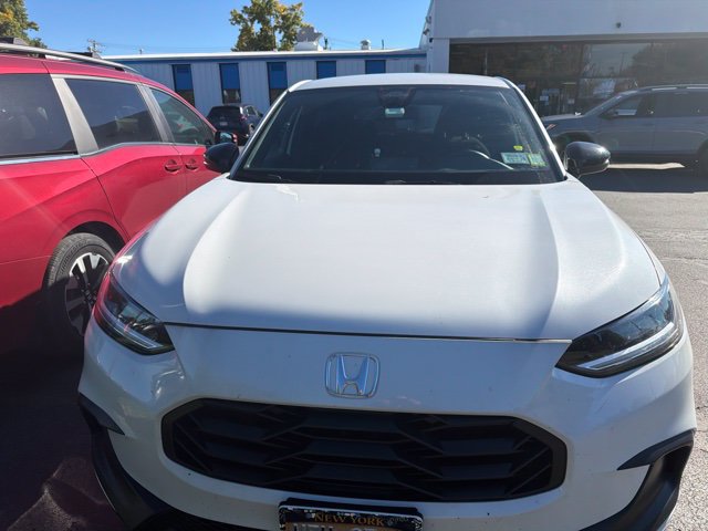 Used 2024 Honda HR-V Sport image 3