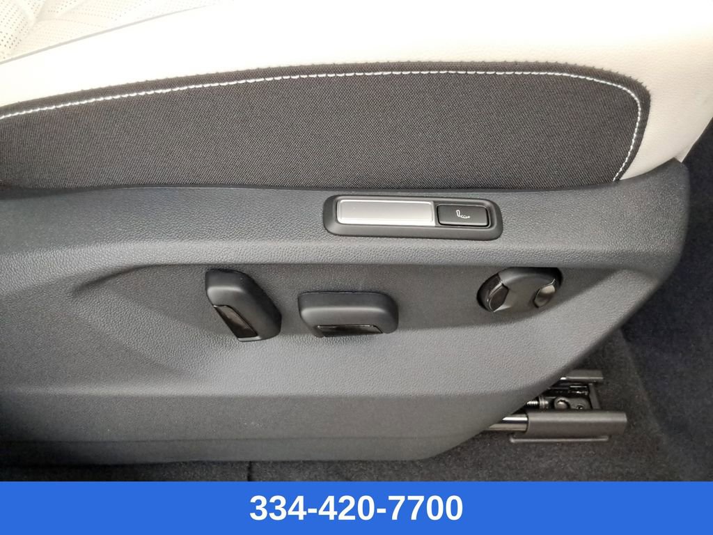 New 2025 Volkswagen Atlas Cross Sport SEL Premium R-Line image 23