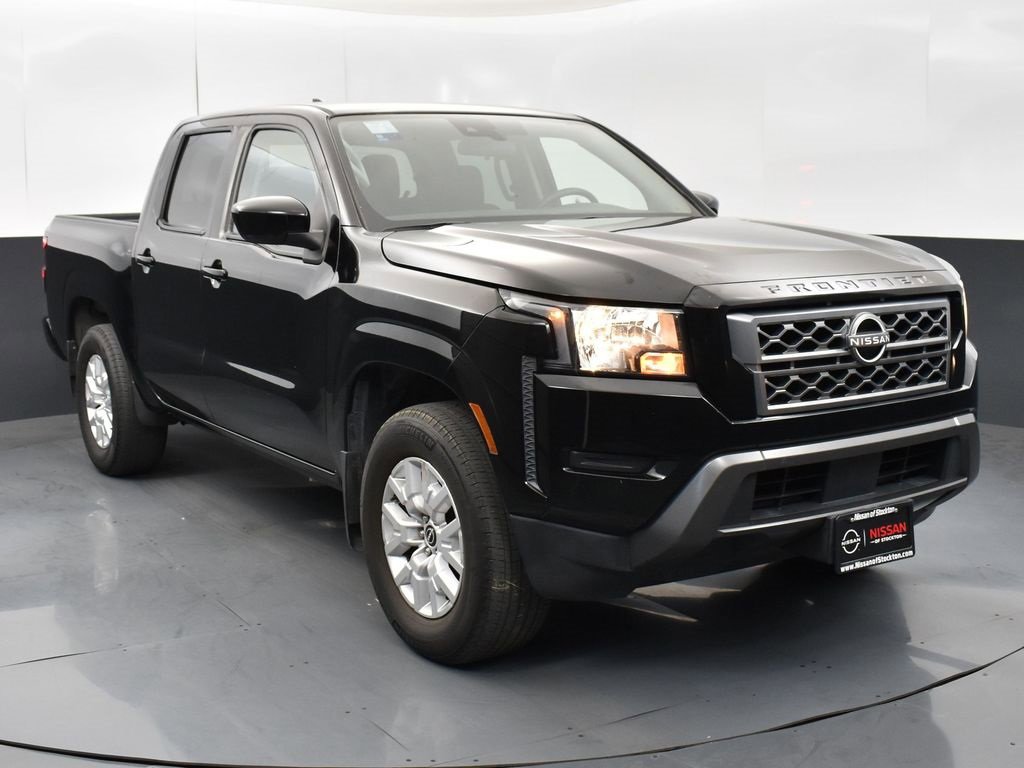 Used 2022 Nissan Frontier SV w/ Technology Package
