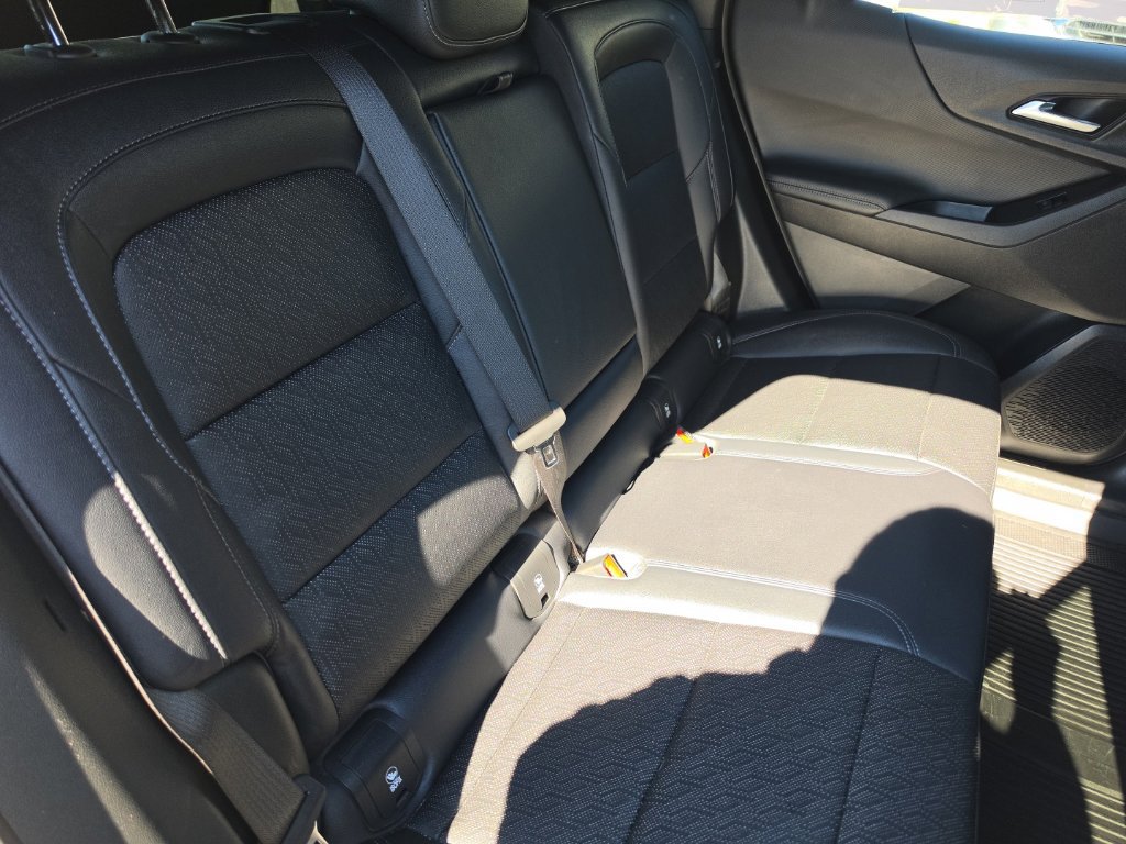 Certified 2026 Chevrolet Equinox LT w/ Convenience Package II AWD/4WD image 29