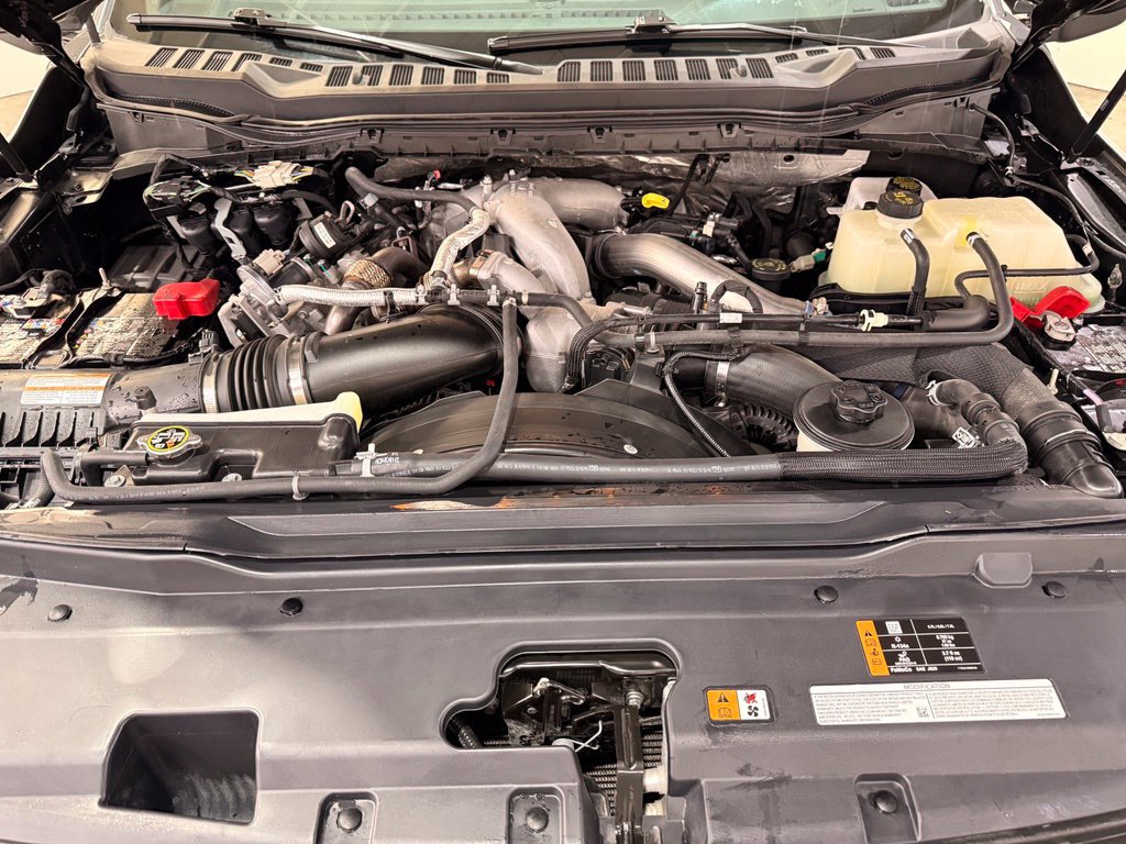 Certified 2025 Ford F350 Platinum AWD/4WD image 7