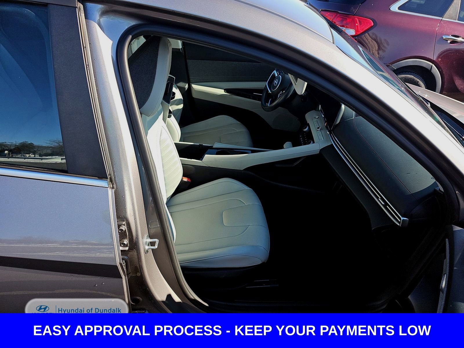 Used 2023 Hyundai Elantra Limited w/ Cargo Package image 11