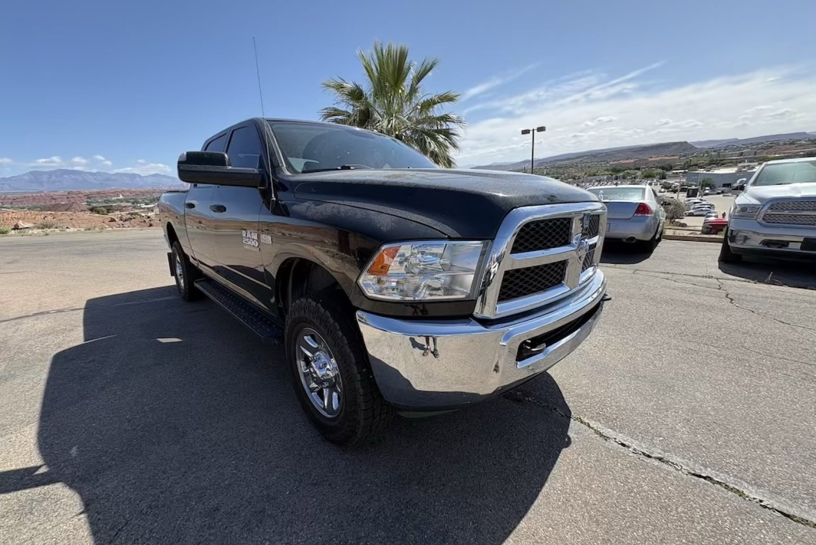Used 2018 RAM 2500 Tradesman w/ Chrome Appearance Group AWD/4WD image 7